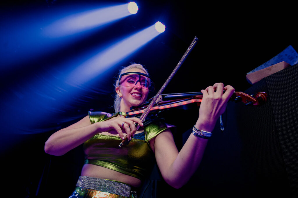 Electric Violinist at corporate event afterparty | New York Virtuosi