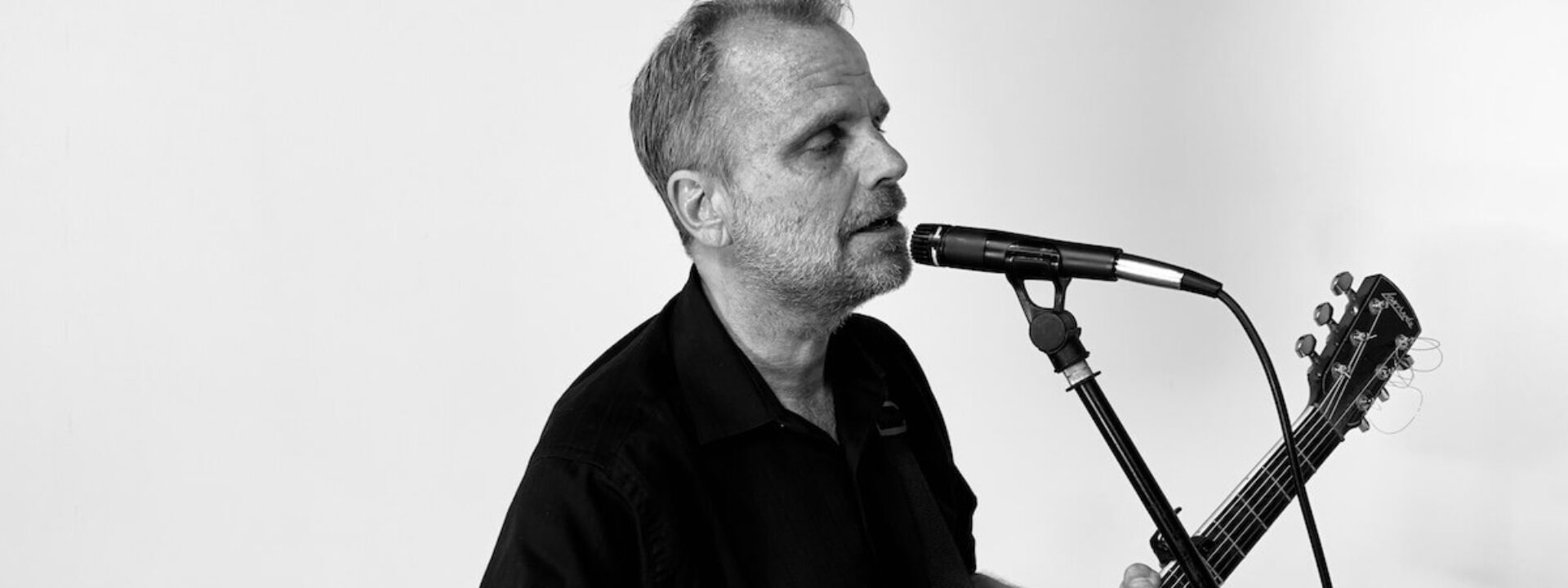 Charleston based Vocalist Jeff. Welcome party wedding vocalist