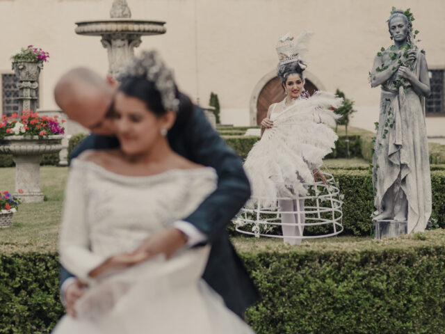 European castle wedding | Kiral Artists Living Statue at Hrad Cerveny Kamen