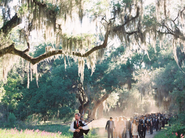 Palmetto Bluff, Savannah, Charleston wedding musicians | Kiral Artists bagpipe player